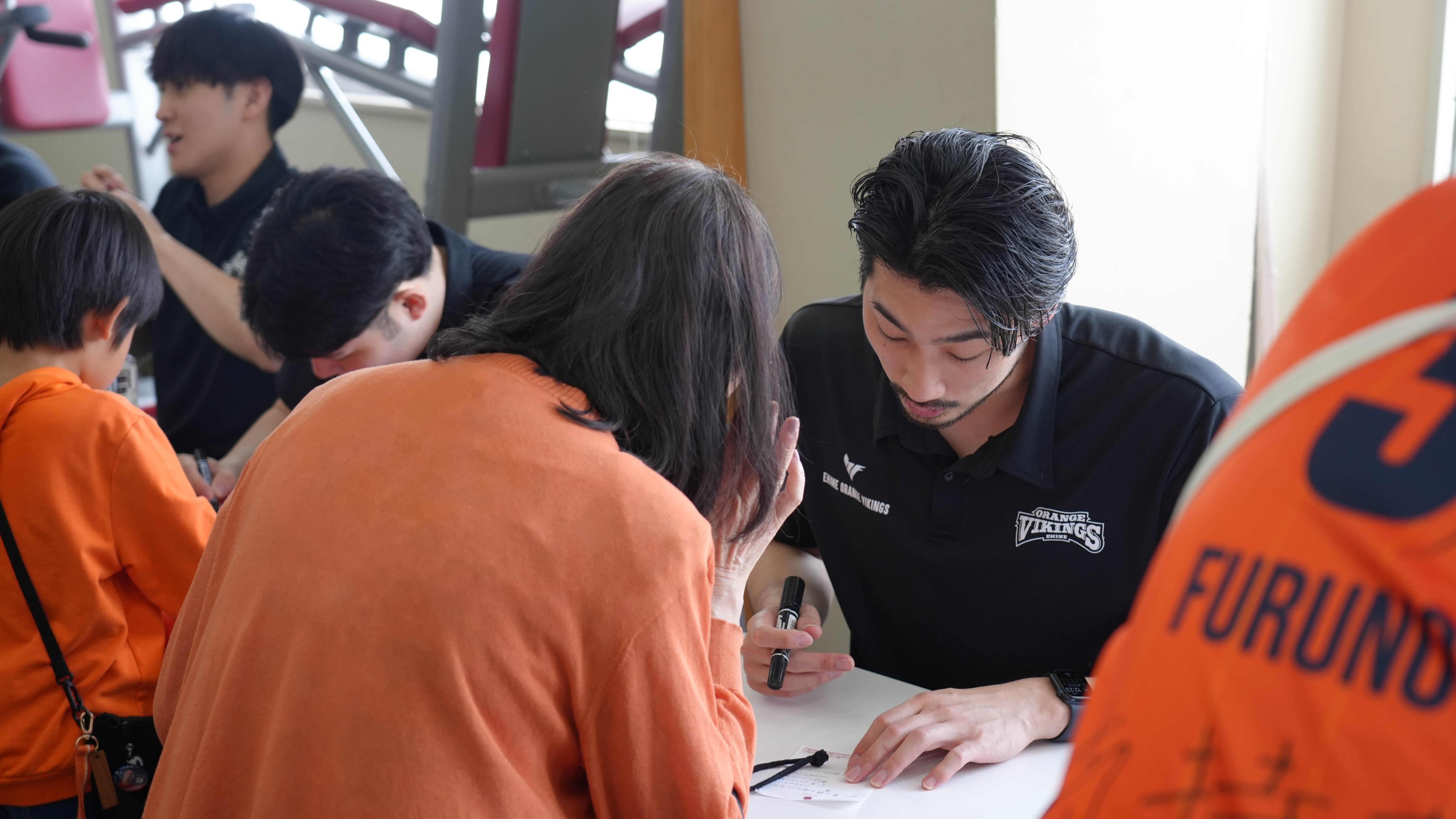 イベントサイン会実施